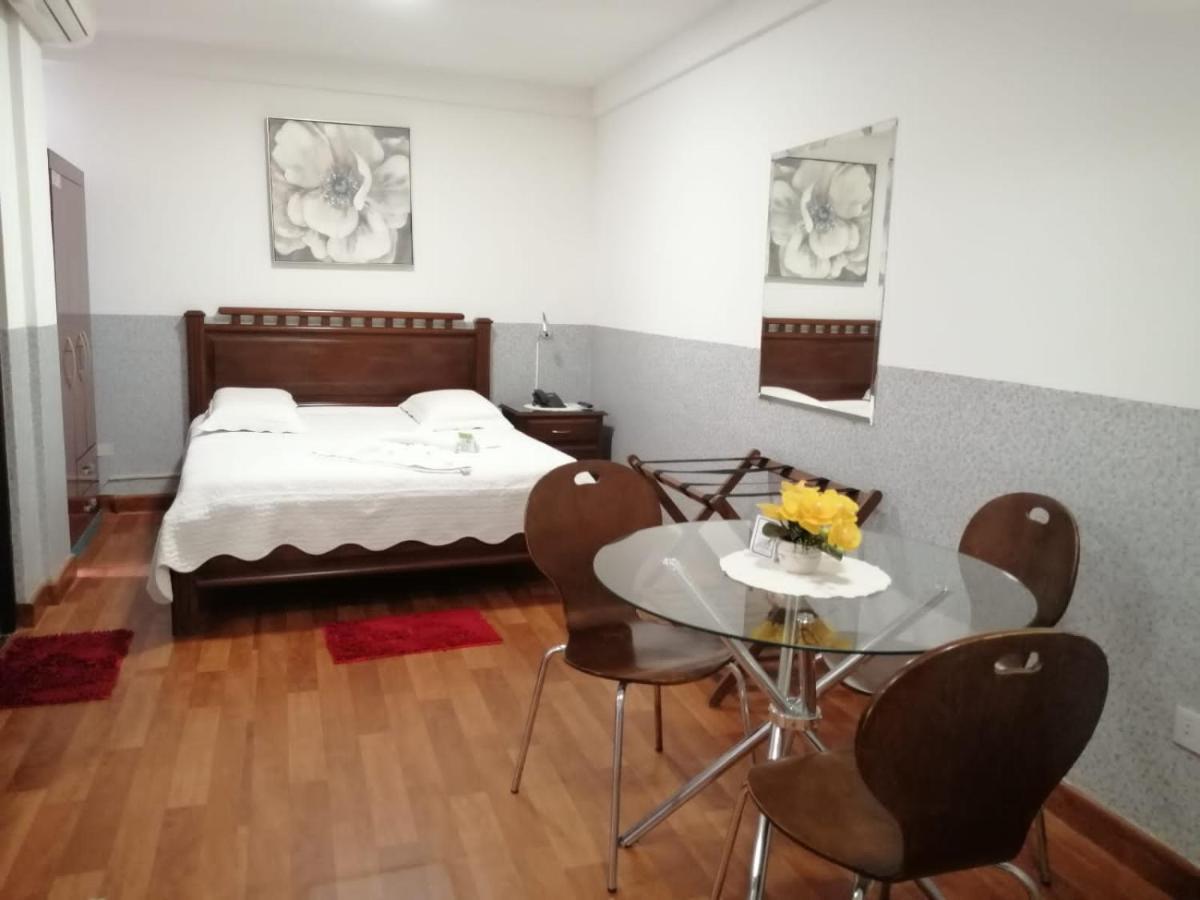 سانتا كروز دي لا سي Buen Retiro Apart Hotel المظهر الخارجي الصورة